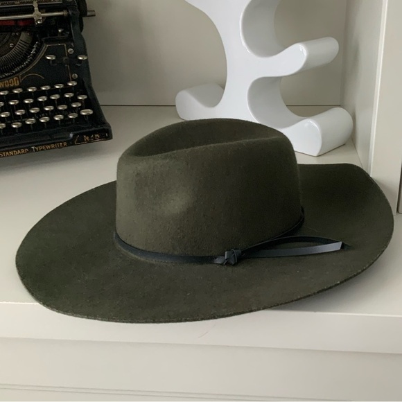 OLD NAVY Wool Felt Forest Green Fedora Hat Size 22 inch Small Adult Women’s - Picture 1 of 14